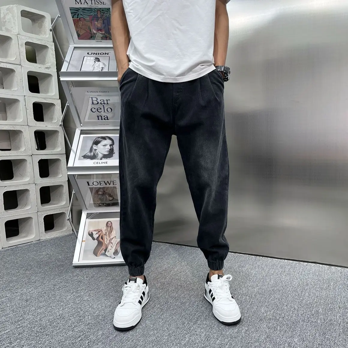 Korean Popular Clothes Trendy Brand Jeans Thin Leggings Spring Summer Men's Pants 2026 New Summer Small-footed Casual Pants
Korean Popular Clothes Trendy Brand Jeans Thin Leggings Spring Summer Men's Pants 2026 New Summer Small-footed Casual Pants