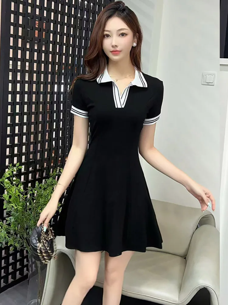 Women Korean Vintage Ruffled A-Line Short Dress Summer Black Short Sleeve Polo Collar Dress 2025 Elegant Bodycon Casual Dresses
Women Korean Vintage Ruffled A-Line Short Dress Summer Black Short Sleeve Polo Collar Dress 2025 Elegant Bodycon Casual Dresses