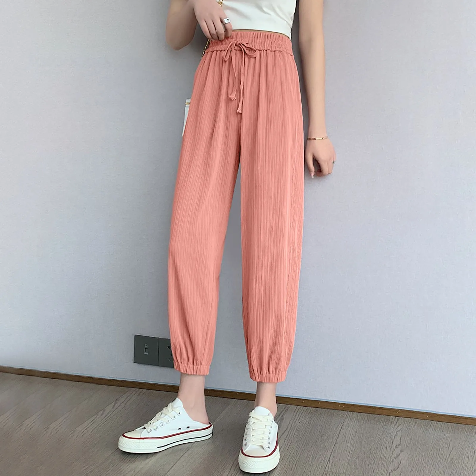 Summer Ice Silk Thin Casual Pants Drawstring Pocket Women Trousers Versatile Casual Sports Pants Korean Style Loose Trousers
Summer Ice Silk Thin Casual Pants Drawstring Pocket Women Trousers Versatile Casual Sports Pants Korean Style Loose Trousers