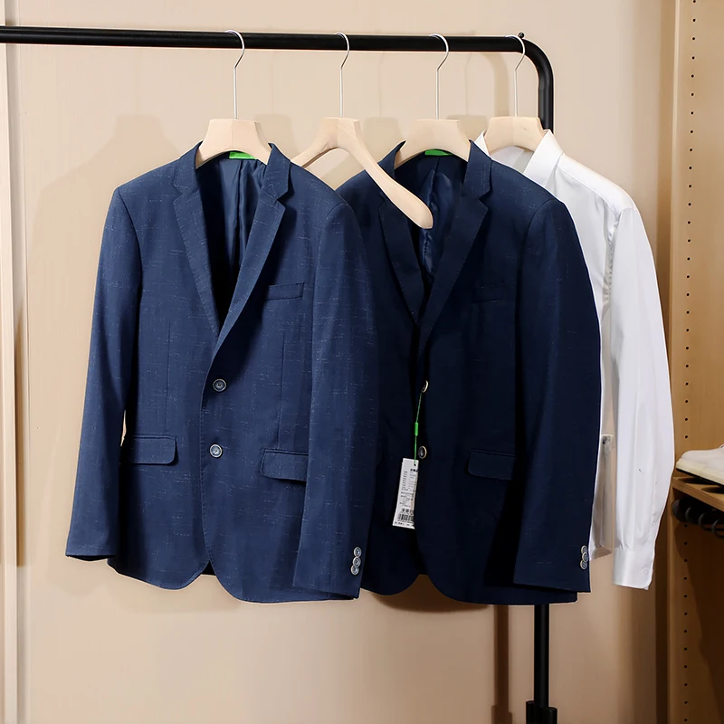 Мужской пиджак из цветного тканого льна, весенне-летний, на двух пуговицах, деловой повседневный стиль, с длинным рукавом, стандартный крой
Мужской пиджак из цветного тканого льна, весенне-летний, на двух пуговицах, деловой повседневный стиль, с длинным рукавом, стандартный крой