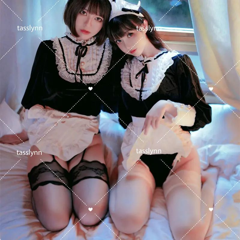 Woman Dark Style High-Slit Velvet Maid Dress Set Lingeries Costume Outfit with Headdress for Geek Girls Dress
Woman Dark Style High-Slit Velvet Maid Dress Set Lingeries Costume Outfit with Headdress for Geek Girls Dress
