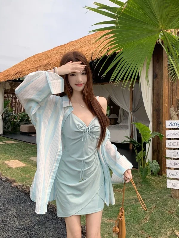 plus Size Waist Cinched Pleated Sash Blue Watercolor Strap Dress Lace Splicing Hollow out Shirt Set Women's Fashion Summer Ou...
plus Size Waist Cinched Pleated Sash Blue Watercolor Strap Dress Lace Splicing Hollow out Shirt Set Women's Fashion Summer Ou...