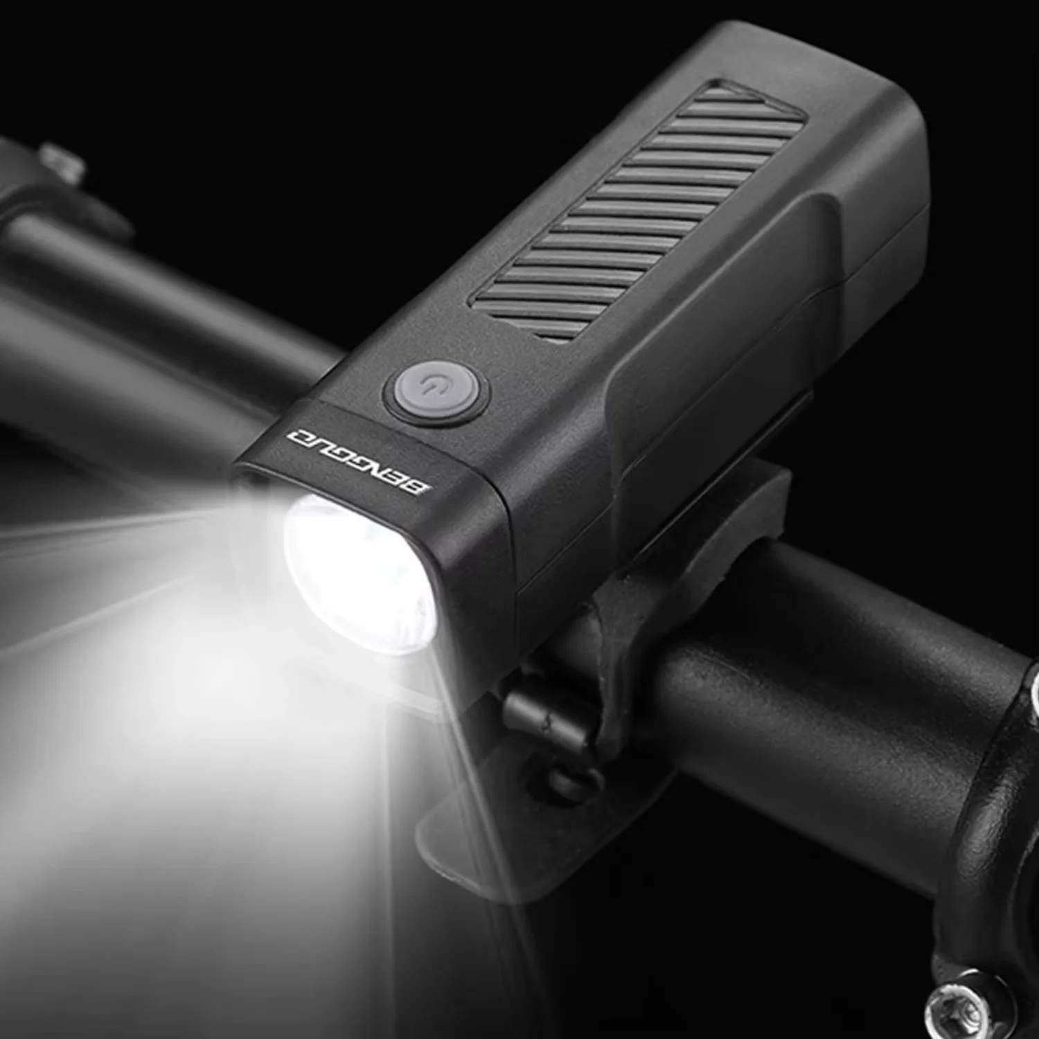 Bicycle Front Light Usb Rechargeable 3 Models Adjustable Mtb Road Accessories Cycling Handheld Detachable Flashlight Lamp X9e7
Bicycle Front Light Usb Rechargeable 3 Models Adjustable Mtb Road Accessories Cycling Handheld Detachable Flashlight Lamp X9e7