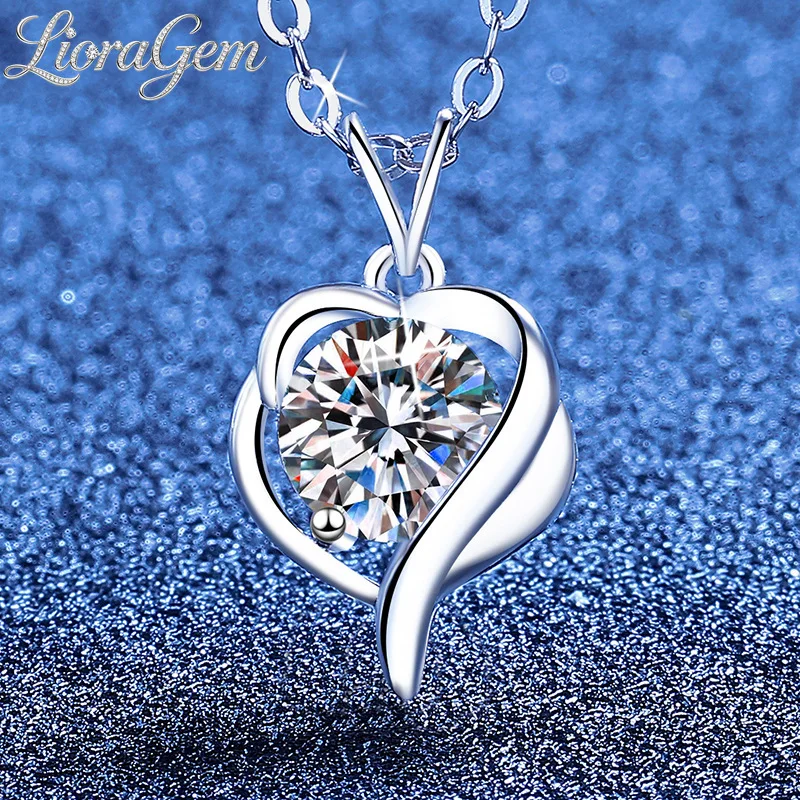 LioraGem Moissanite Necklace 1 Carat Simple Heart-Shaped Pendant Clavicle Chain Valentine's Day Gift Platinum PT950 Stamp
LioraGem Moissanite Necklace 1 Carat Simple Heart-Shaped Pendant Clavicle Chain Valentine's Day Gift Platinum PT950 Stamp