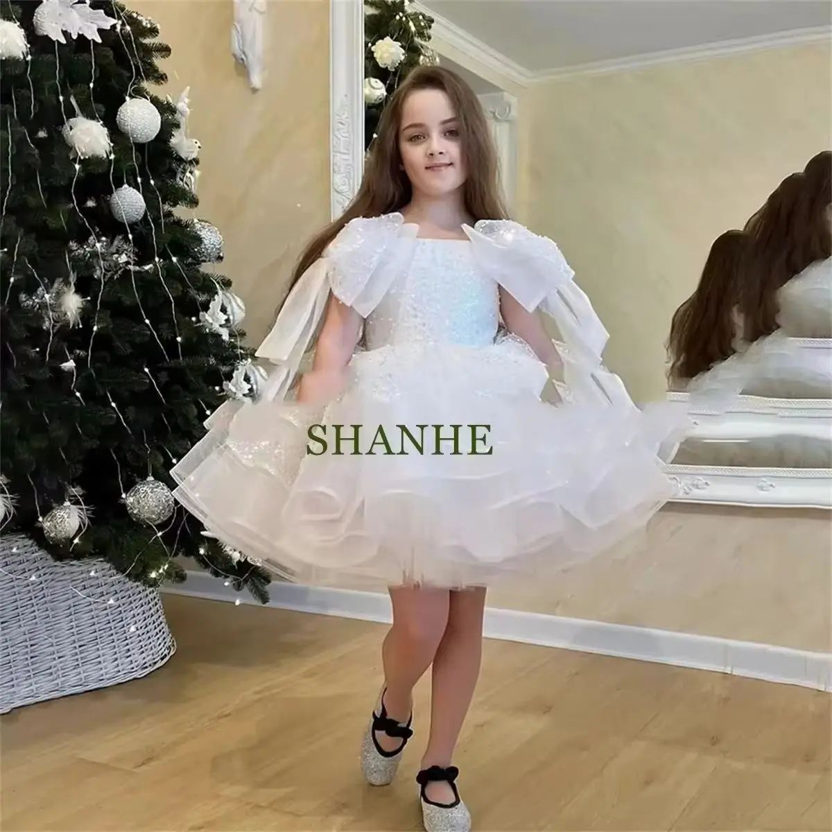CustomizedFlower Girl Dress 2023 Pure White Girl 2023 First Communion Formal Princess Gown For Wedding Party Tulle Junior Brides
CustomizedFlower Girl Dress 2023 Pure White Girl 2023 First Communion Formal Princess Gown For Wedding Party Tulle Junior Brides