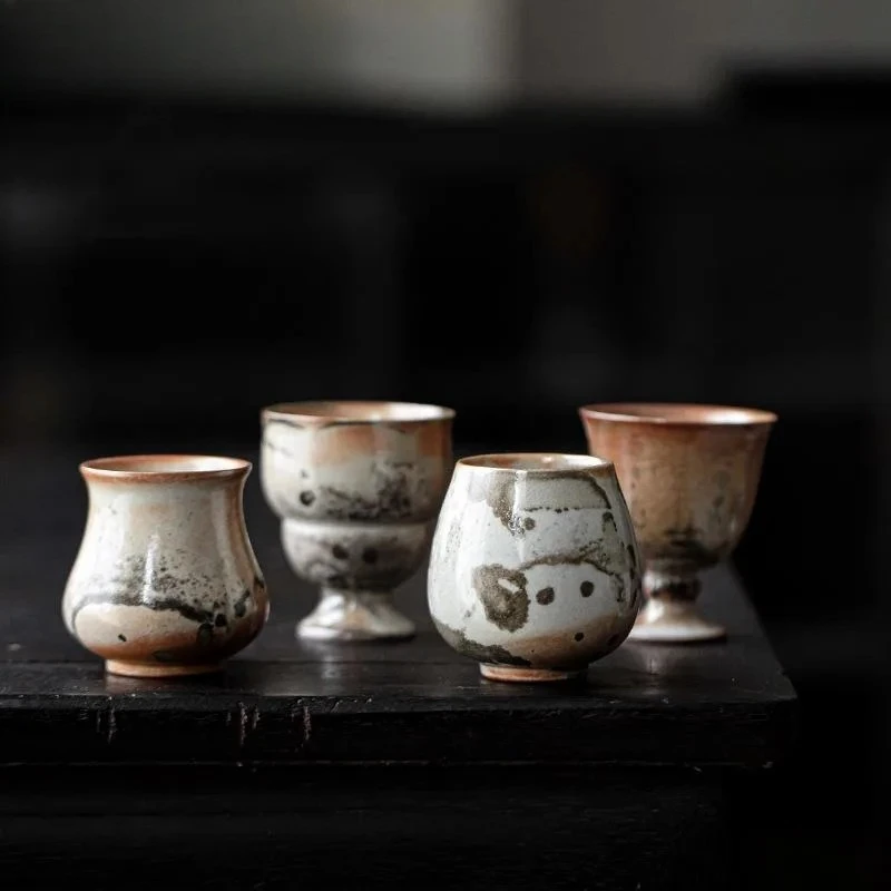 Ретро-чашка для чая из керамики, обожженной в печи, в японском стиле, из фарфора, обожженного на дровах, мастер-чашка с росписью тушью, кофейная посуда, набор для чайной церемонии Чазан Кунг-фу, посуда для напитков
Ретро-чашка для чая из керамики, обожженной в печи, в японском стиле, из фарфора, обожженного на дровах, мастер-чашка с росписью тушью, кофейная посуда, набор для чайной церемонии Чазан Кунг-фу, посуда для напитков