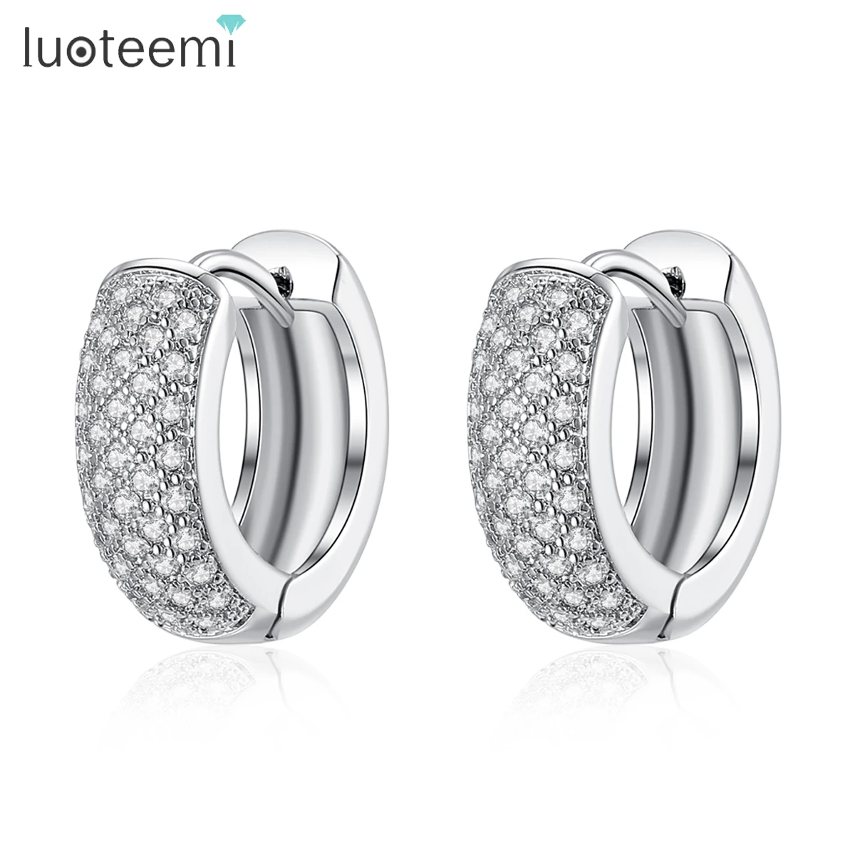 LUOTEEMI круглые роскошные женские серьги-кольца, модное новое поступление, ювелирные изделия в стиле хип-хоп с кристаллами CZ Micro Pave для женщин, вечерние повседневные обручи
LUOTEEMI круглые роскошные женские серьги-кольца, модное новое поступление, ювелирные изделия в стиле хип-хоп с кристаллами CZ Micro Pave для женщин, вечерние повседневные обручи
