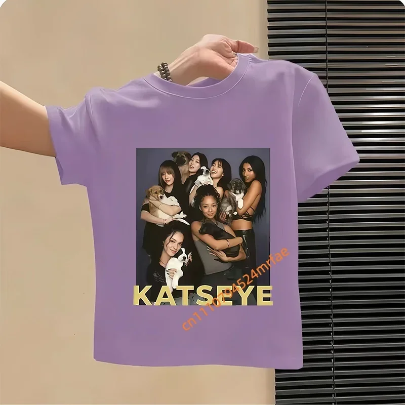 New KATSEYE children's pure cotton short-sleeved boys' sports shirt, girls' casual top, summer T-shirt with cartoon print
New KATSEYE children's pure cotton short-sleeved boys' sports shirt, girls' casual top, summer T-shirt with cartoon print