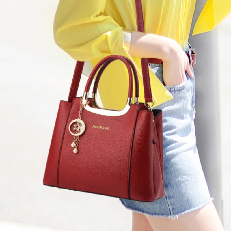 Big Black Shoulder Bags for Women Large Hobo Shopper Sac Solid Color Quality Soft Leather Crossbody Handbag Lady Travel Tote Bag
Big Black Shoulder Bags for Women Large Hobo Shopper Sac Solid Color Quality Soft Leather Crossbody Handbag Lady Travel Tote Bag
