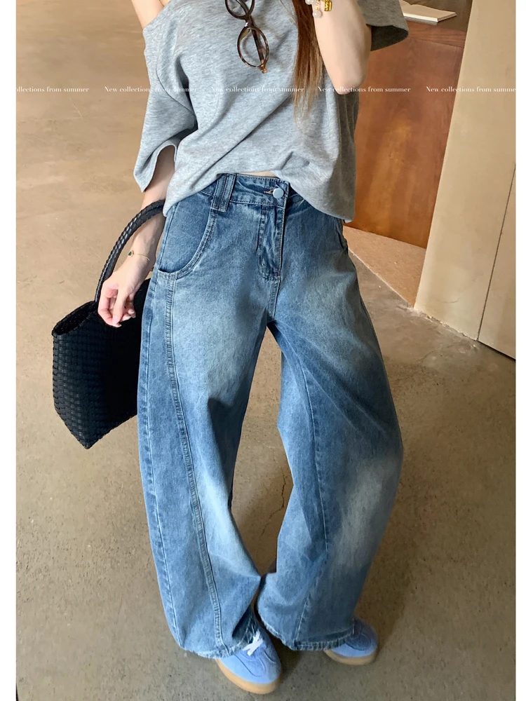 2025 Spring Streetwear Vintage Loose Wide Leg Pants Women's High Waist Casual Commute Versatile Dragging Jeans Pants
2025 Spring Streetwear Vintage Loose Wide Leg Pants Women's High Waist Casual Commute Versatile Dragging Jeans Pants
