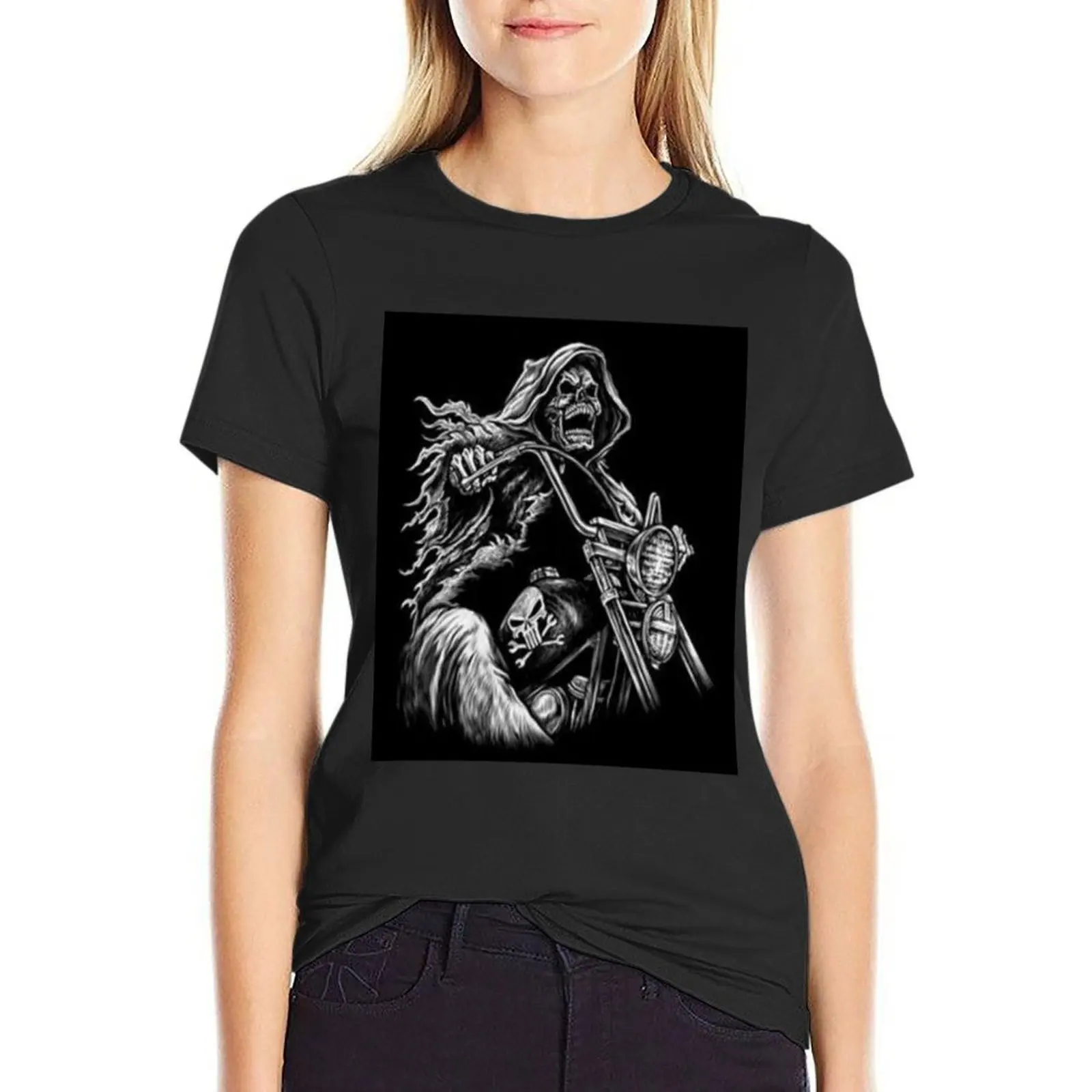 Grim Reaper Riding a motorcycle. T-Shirt vintage clothes animal print shirt for girls Blouse womans clothing
Grim Reaper Riding a motorcycle. T-Shirt vintage clothes animal print shirt for girls Blouse womans clothing