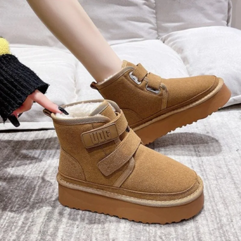 Fashion Platform Snow Boots for Women 2025 Winter New Artificial Plush Short Boots Retro Cotton Boots Women's Botas Para Mujer
Fashion Platform Snow Boots for Women 2025 Winter New Artificial Plush Short Boots Retro Cotton Boots Women's Botas Para Mujer