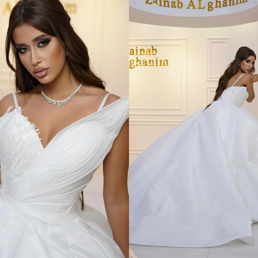 Customized Romantic White Satin Wedding Dress Exquisite Strapless Spaghetti Straps Sleeveless Chapel Train Sequined Bridal Gowns
Customized Romantic White Satin Wedding Dress Exquisite Strapless Spaghetti Straps Sleeveless Chapel Train Sequined Bridal Gowns