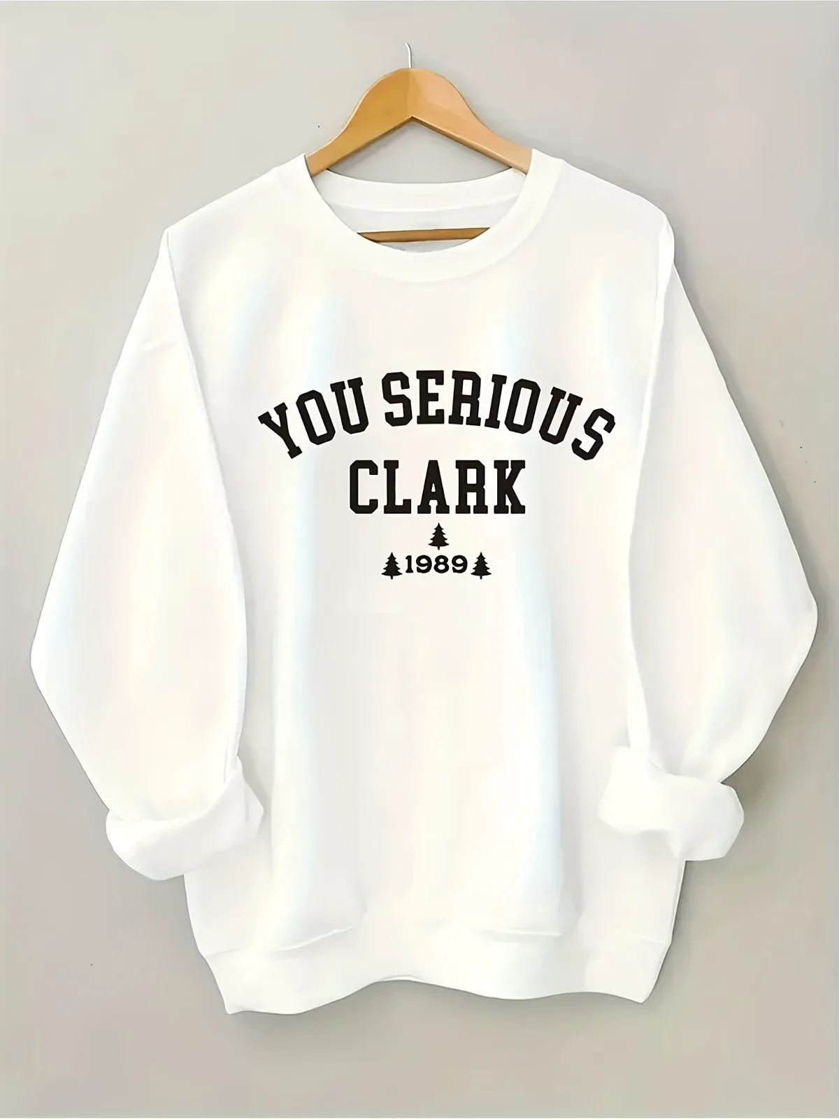 Женская модная повседневная толстовка с круглым вырезом и пуловер с рождественским принтом, подходящий для праздничных подарков и повседневного ношения.
Женская модная повседневная толстовка с круглым вырезом и пуловер с рождественским принтом, подходящий для праздничных подарков и повседневного ношения.