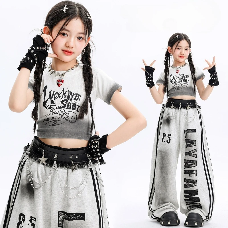 Girls Hip Hop Dance Clothes Set Print T-Shirt Loose Pants Summer Jogger Street Dancewear Group Jazz Practice Performance Costume
Girls Hip Hop Dance Clothes Set Print T-Shirt Loose Pants Summer Jogger Street Dancewear Group Jazz Practice Performance Costume