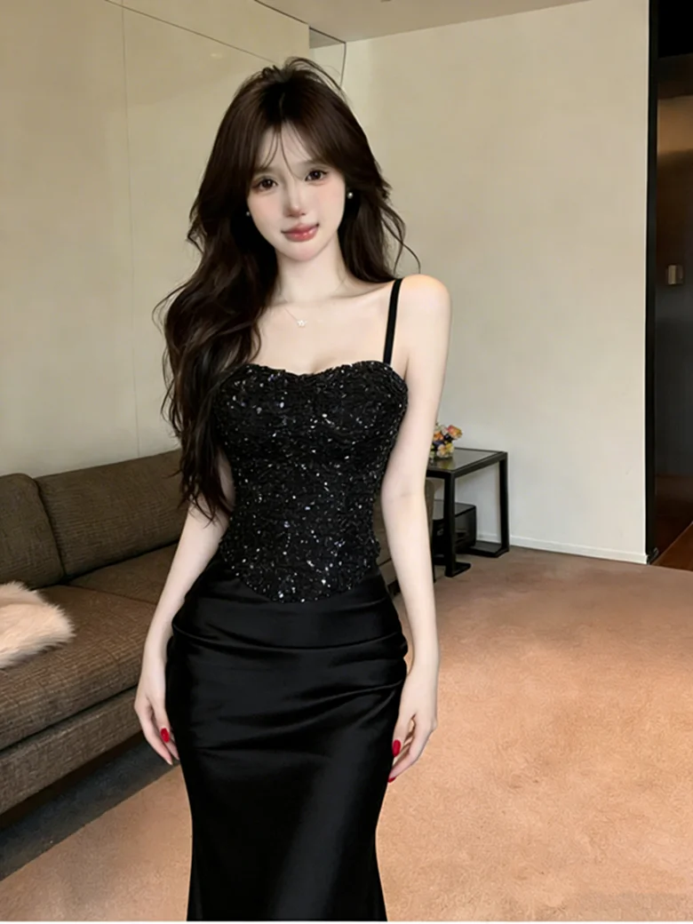 High Waist Fish Tail Skirt And Crop Top Sequin Strapless Vest Two Piece Set for Young Women Summer Fashion Outfit Korean Style
High Waist Fish Tail Skirt And Crop Top Sequin Strapless Vest Two Piece Set for Young Women Summer Fashion Outfit Korean Style