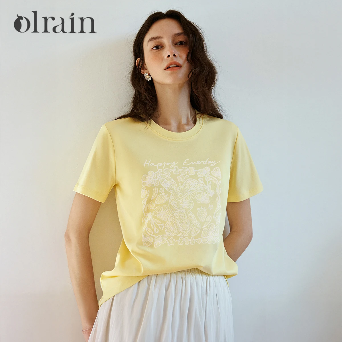 Женская футболка OLrain с круглым вырезом и коротким рукавом, повседневная, летняя новинка 2026, желтая, с объемной кружевной вышивкой, вязаный топ O58XT005305
Женская футболка OLrain с круглым вырезом и коротким рукавом, повседневная, летняя новинка 2026, желтая, с объемной кружевной вышивкой, вязаный топ O58XT005305
