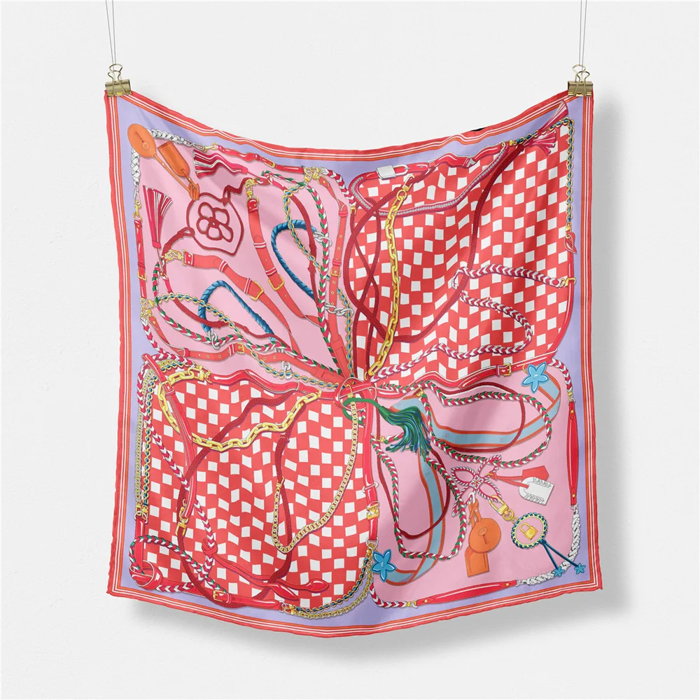 Elegant Color Block Chain Tassel Scarf for Women Decorative Small Square Silk Scarf Versatile Accessory for All Seasons
Elegant Color Block Chain Tassel Scarf for Women Decorative Small Square Silk Scarf Versatile Accessory for All Seasons
