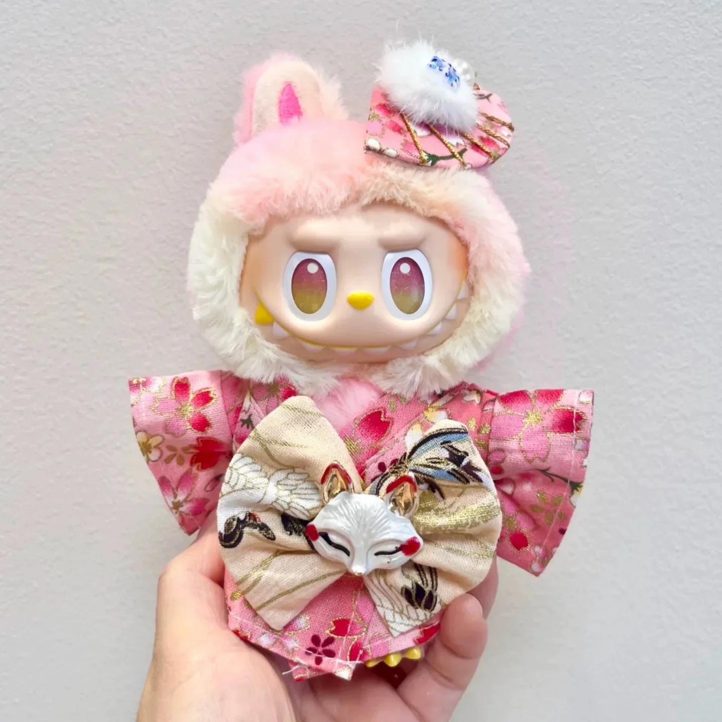 For 17cm Labubu Doll Multi-style Kimono Labubu Doll Outfit Koi Cherry Blossom Pattern Suit Clothes Set Japanese Kimono Set
For 17cm Labubu Doll Multi-style Kimono Labubu Doll Outfit Koi Cherry Blossom Pattern Suit Clothes Set Japanese Kimono Set