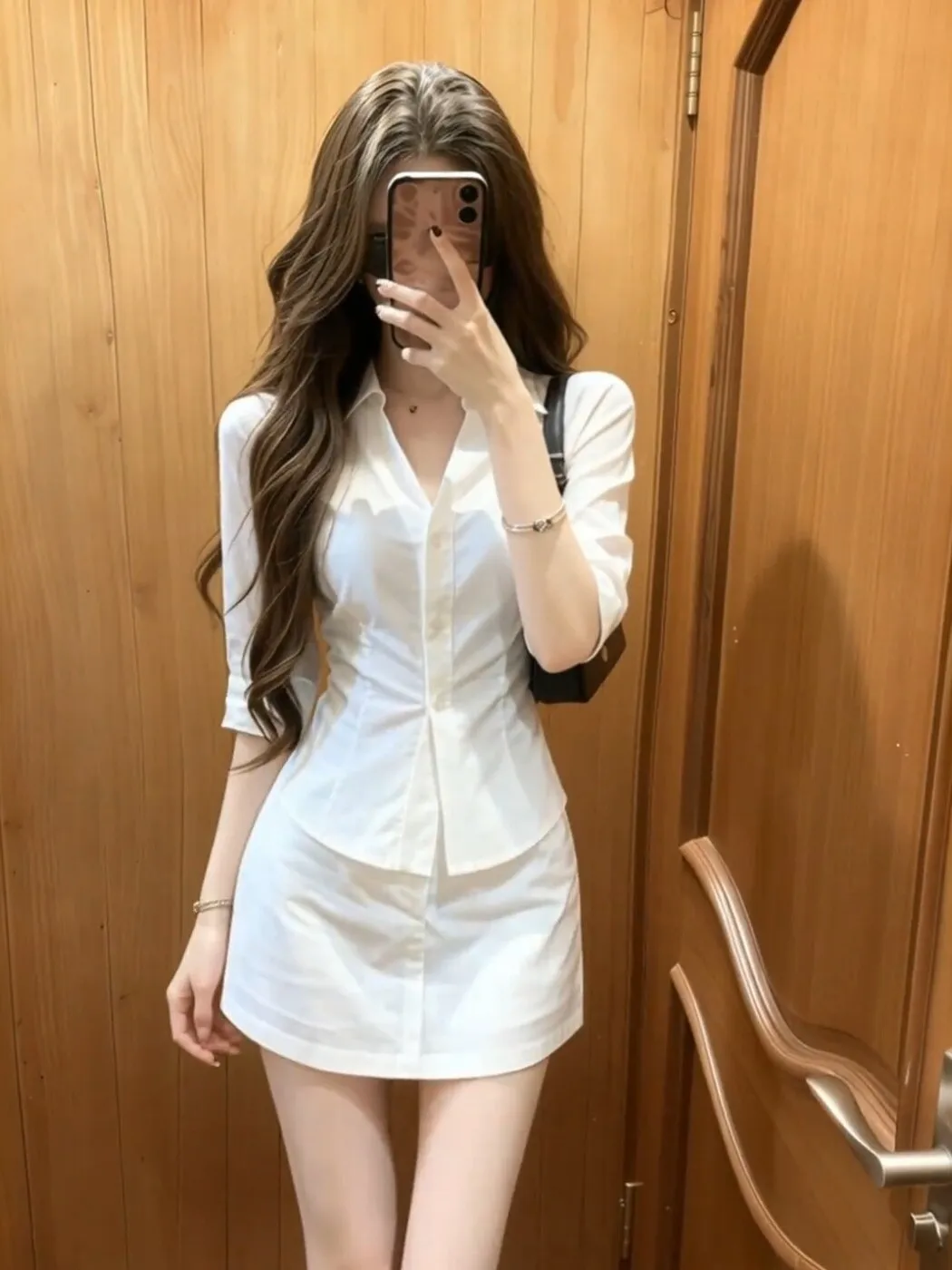 Elegant White Collar Shirt High Waist Slim Fit A-Line Skirt Two Piece Set Women Summer New Style Breathable Casual Wear
Elegant White Collar Shirt High Waist Slim Fit A-Line Skirt Two Piece Set Women Summer New Style Breathable Casual Wear