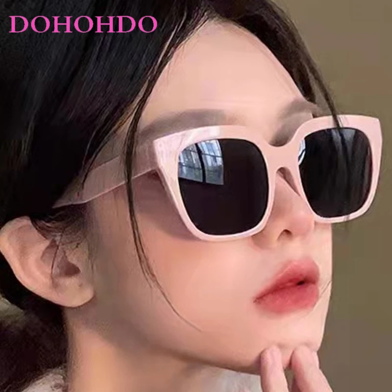 Fashion Oversized Cat Eye Women Sunglasses Vintage Luxury Brand Designer Men Shades Driving Travel Female Eyewear Lentes UV400
Fashion Oversized Cat Eye Women Sunglasses Vintage Luxury Brand Designer Men Shades Driving Travel Female Eyewear Lentes UV400