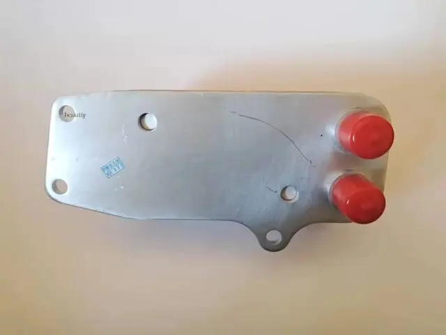 PBC000031 Oil cooler assembly for SAIC ROEWE 750 2.5L V6 engine MG7
PBC000031 Oil cooler assembly for SAIC ROEWE 750 2.5L V6 engine MG7