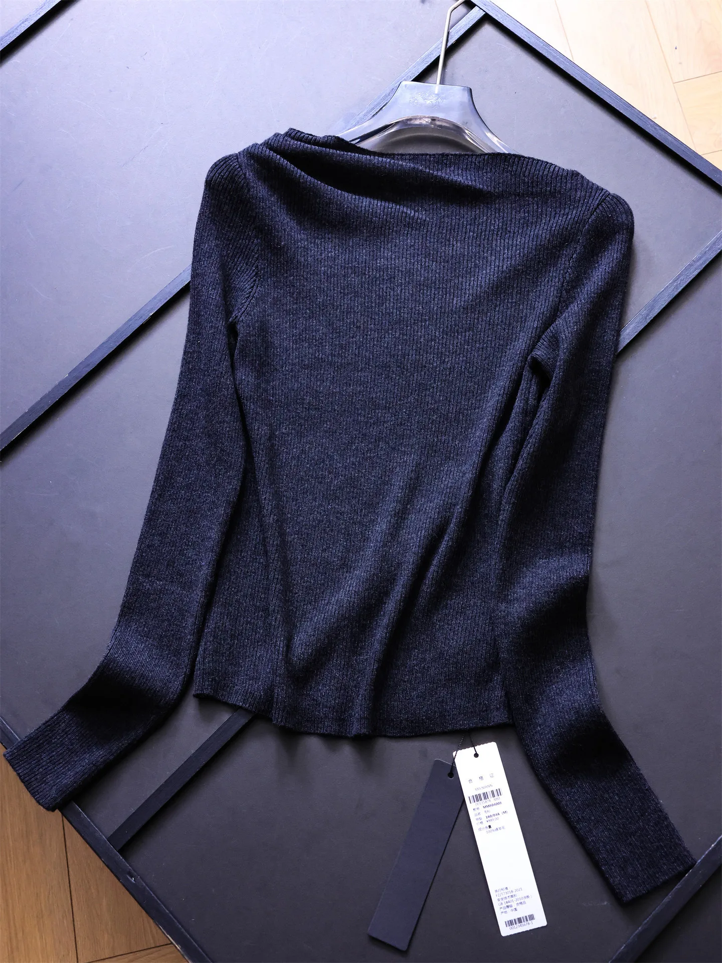 Pure Color One-Shoulder Elastic Long Sleeve Women's Knitted Shirt Inner Wear Base Layer Casual Style Wool Blend Knitwear
Pure Color One-Shoulder Elastic Long Sleeve Women's Knitted Shirt Inner Wear Base Layer Casual Style Wool Blend Knitwear