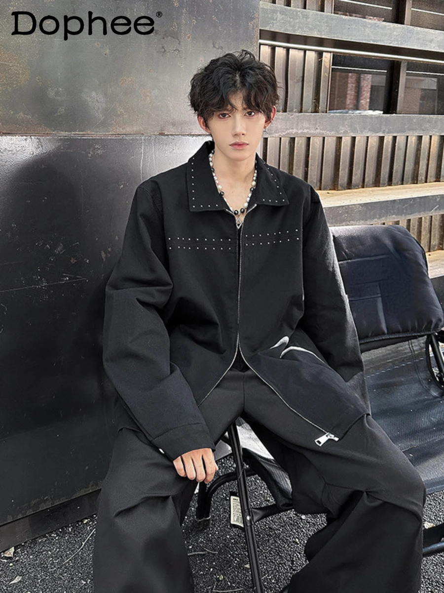 2024 Autumn Winter New Men's Rivet Design Solid Color Jackets Zipper Handsome High Street High-end Male Lapel Long Sleeve Jacket
2024 Autumn Winter New Men's Rivet Design Solid Color Jackets Zipper Handsome High Street High-end Male Lapel Long Sleeve Jacket