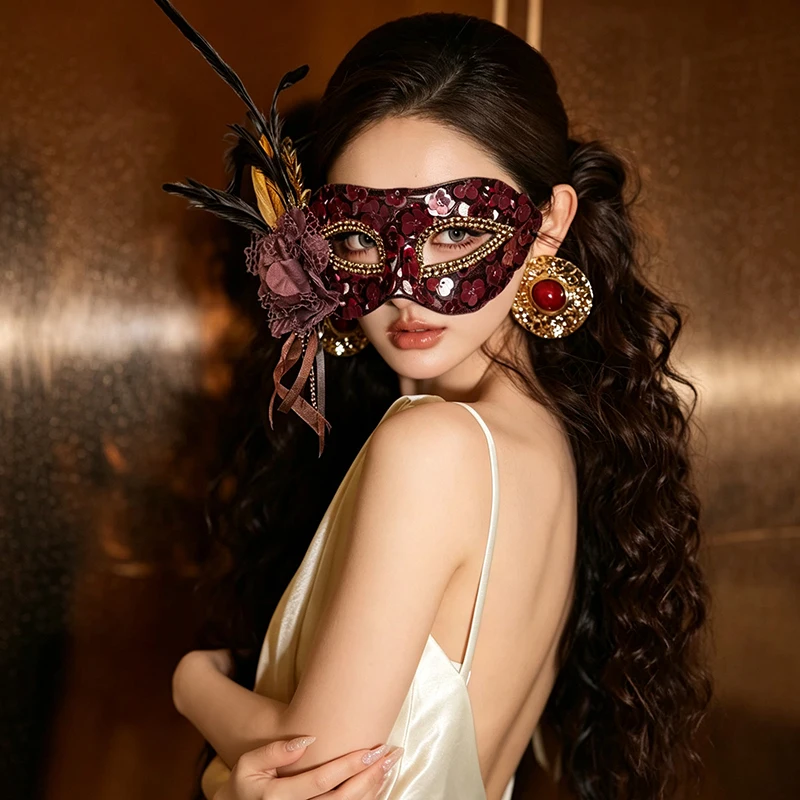 Vintage Burgundy Sequin Masquerade Mask with Feather Flower Handmade Beaded Half Face Mask Women Halloween Carnival Venice Party
Vintage Burgundy Sequin Masquerade Mask with Feather Flower Handmade Beaded Half Face Mask Women Halloween Carnival Venice Party