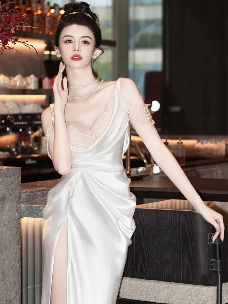 Ele High Slit Wedding Dr with Train for Evening Gown Cotail Par Bridal Dr Fi Tail Sle with Pearl Embelliment
Ele High Slit Wedding Dr with Train for Evening Gown Cotail Par Bridal Dr Fi Tail Sle with Pearl Embelliment