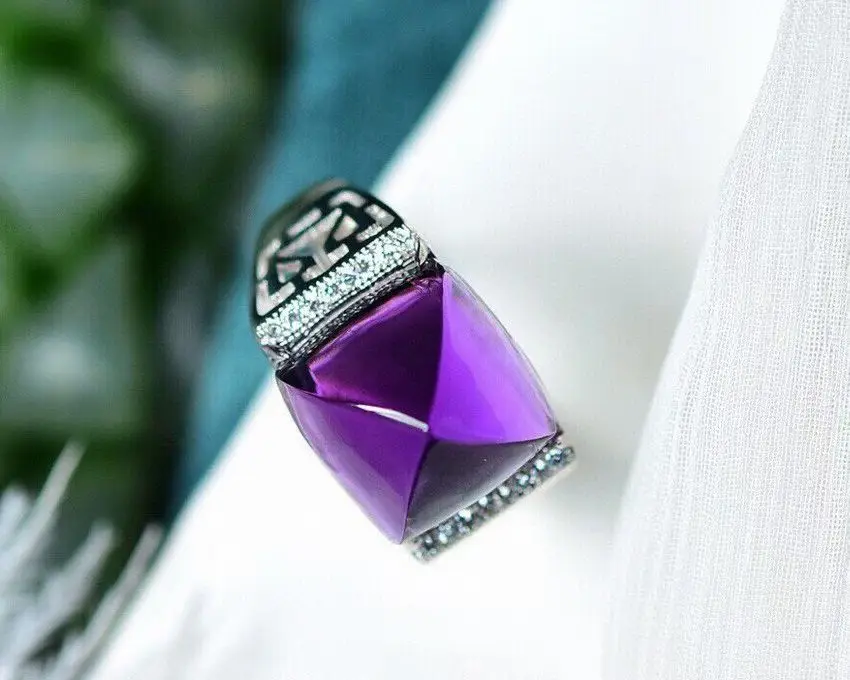 Unisex 925 Silver Natural Brazilian Sugarloaf Amethyst Ring Deep Violet Single Gemstone Finger Band For Women Men Fine Jewellery
Unisex 925 Silver Natural Brazilian Sugarloaf Amethyst Ring Deep Violet Single Gemstone Finger Band For Women Men Fine Jewellery