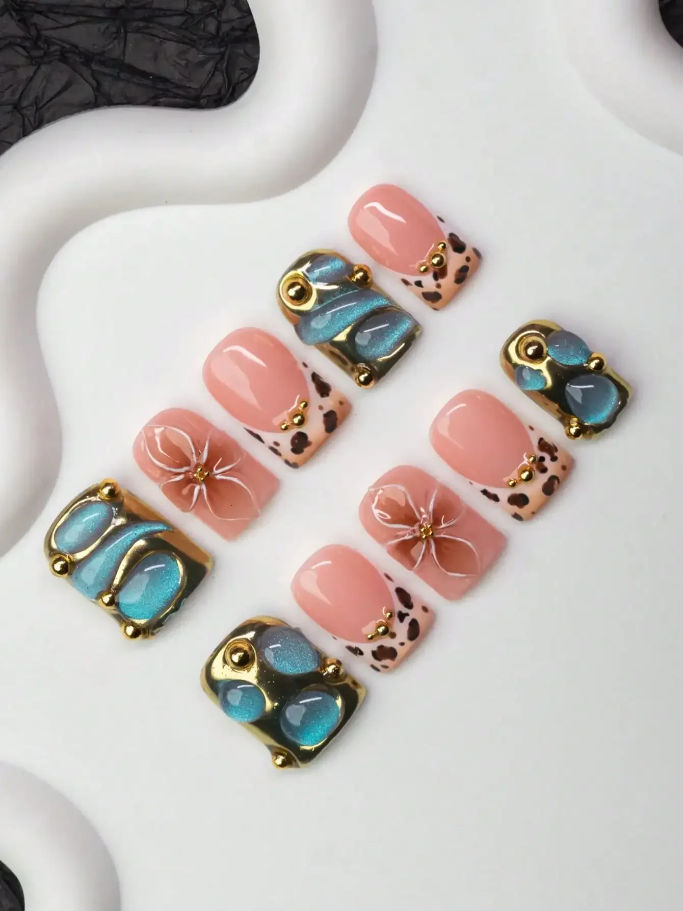 10pcs/Set Handmade Square Nail Tips, Y2K Baddie Style, Nude, Gold, Blue Color With French Edge, Leopard Print, Carved, Cat Eye,
10pcs/Set Handmade Square Nail Tips, Y2K Baddie Style, Nude, Gold, Blue Color With French Edge, Leopard Print, Carved, Cat Eye,