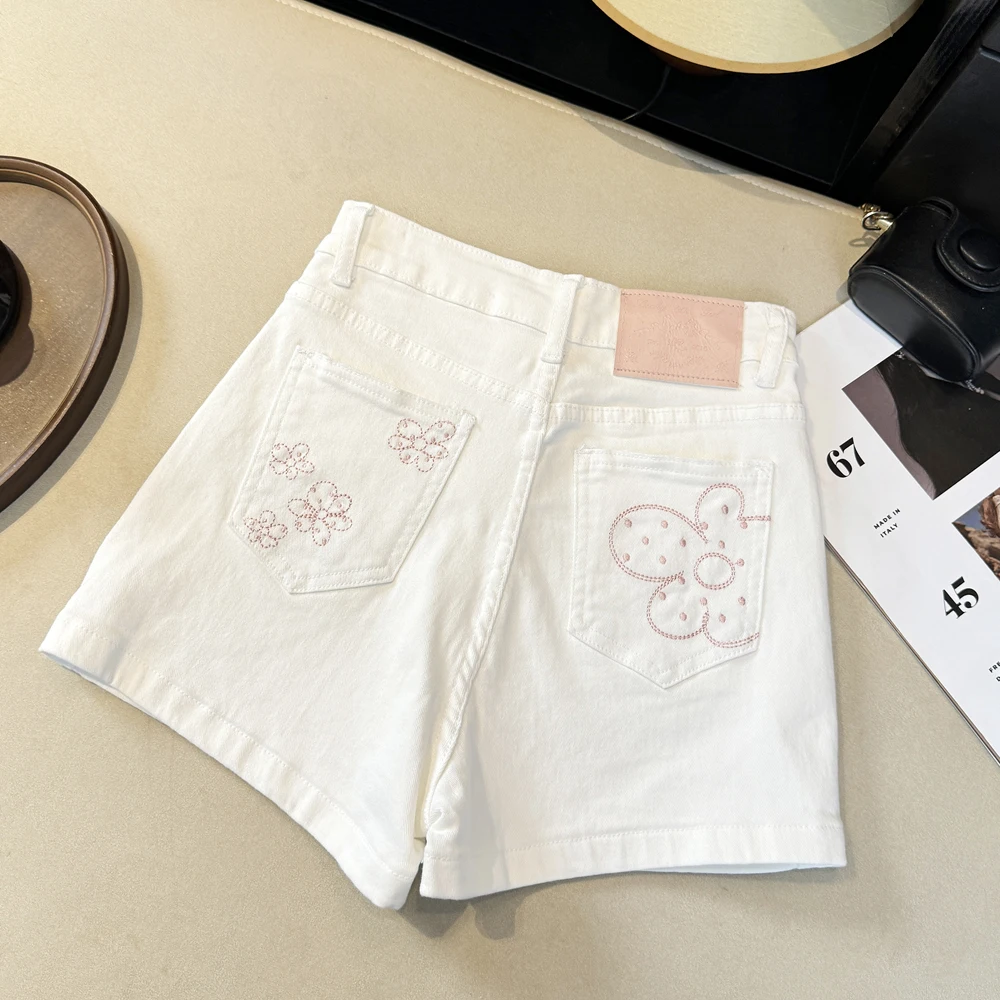 Korean Embroidered Floral White Jeans Shorts Women's Summer Slimming Elastic Casual Cotton Stretch Denim High Waist Wide Leg
Korean Embroidered Floral White Jeans Shorts Women's Summer Slimming Elastic Casual Cotton Stretch Denim High Waist Wide Leg