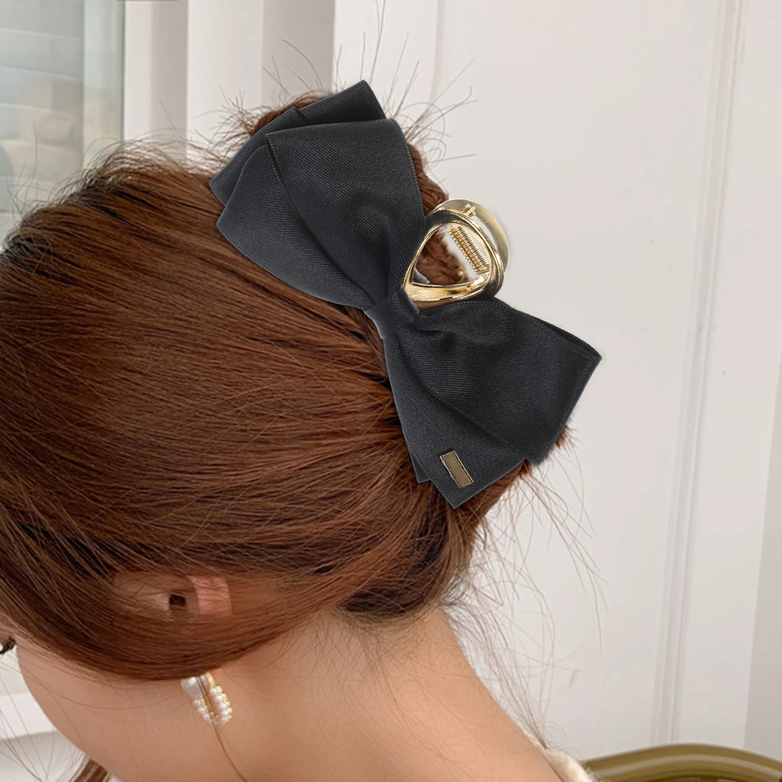 2Pcs Claw Clips for Women Fashion Bow Hair Clips Secure Grip Hair Styling Accessories for Daily Use Office Date Night
2Pcs Claw Clips for Women Fashion Bow Hair Clips Secure Grip Hair Styling Accessories for Daily Use Office Date Night