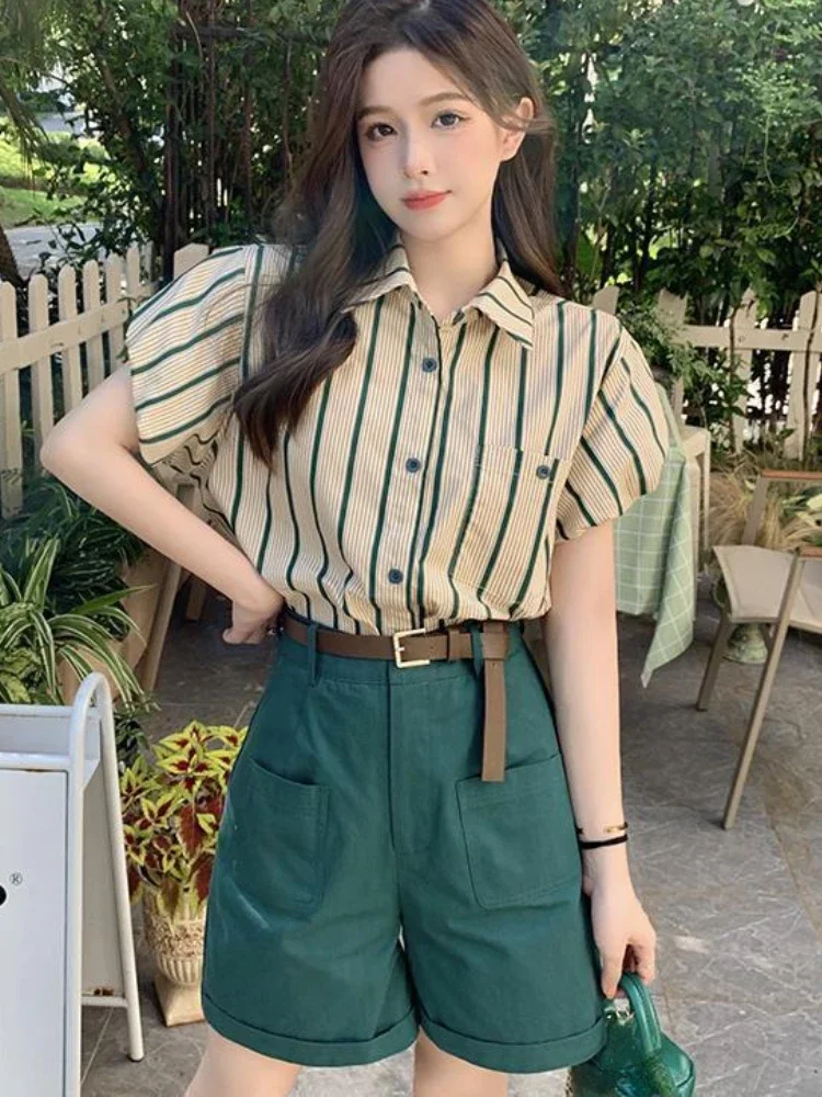 Summer Luxury Elegant Women's Shorts Set Korean Striped Short Sleeve Shirt Vintage High Waist Shorts Two Piece Set Women Outfit
Summer Luxury Elegant Women's Shorts Set Korean Striped Short Sleeve Shirt Vintage High Waist Shorts Two Piece Set Women Outfit
