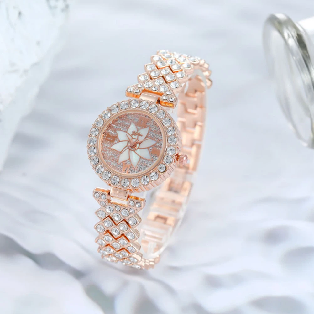 Rhinestone Design Watch Women Shiny Wrist Watches Casual Durable Precise Adjustable Lightweight Elegant nament
Rhinestone Design Watch Women Shiny Wrist Watches Casual Durable Precise Adjustable Lightweight Elegant nament