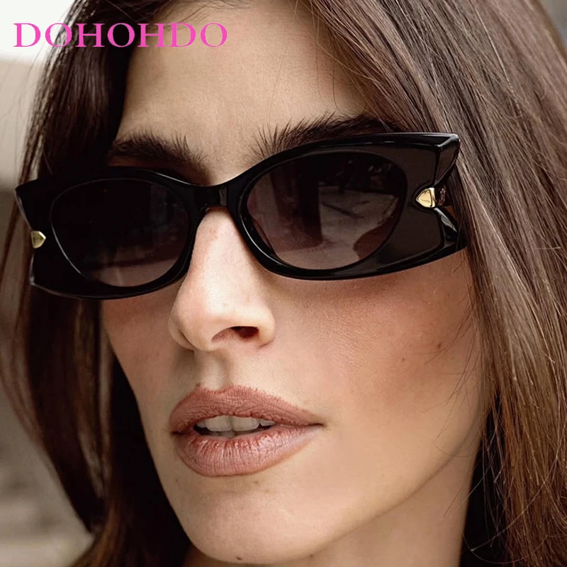 Trendy Vintage Cat Eye Butterfly Women Sunglasses Brand Designer Small Frame Men Sunglass Outdoor Summer Traveling Eyewear UV400
Trendy Vintage Cat Eye Butterfly Women Sunglasses Brand Designer Small Frame Men Sunglass Outdoor Summer Traveling Eyewear UV400