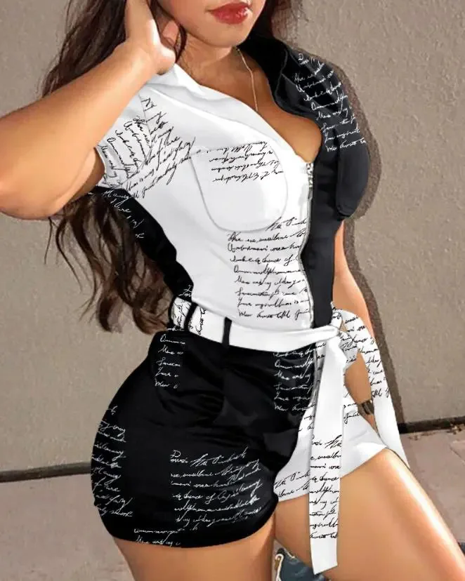 Romper Women 2025 Summer Playsuit Fashion Letter Print Color Block Pocket Design Casual Short Sleeve Cargo Romper Jumpsuit
Romper Women 2025 Summer Playsuit Fashion Letter Print Color Block Pocket Design Casual Short Sleeve Cargo Romper Jumpsuit