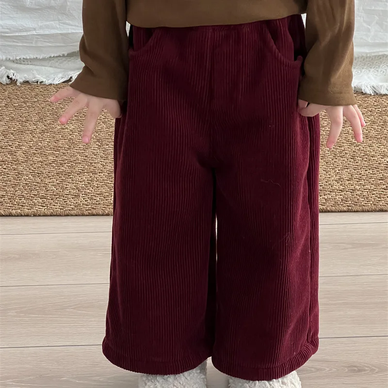 Winter New Girls' Three-color Striped Velvet Pants Children's Baby Integrated Velvet Straight Trousers Korean Version
Winter New Girls' Three-color Striped Velvet Pants Children's Baby Integrated Velvet Straight Trousers Korean Version