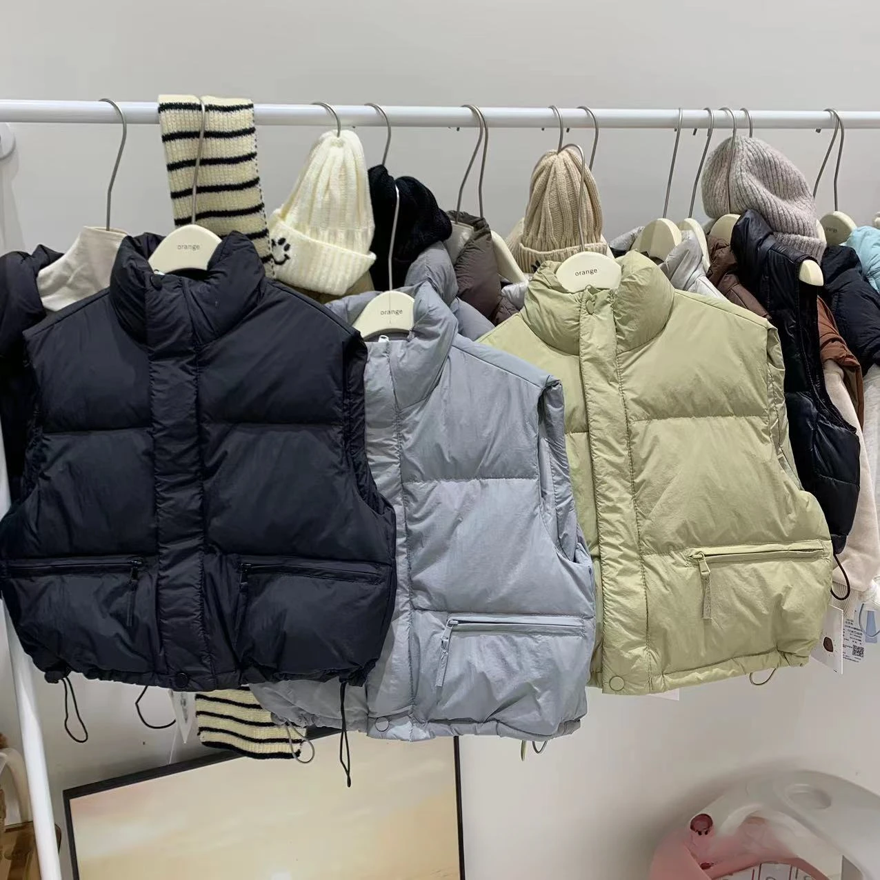 Children's vest 2024 autumn Korean version of foreign style boys and girls casual cotton куртка для девочки
Children's vest 2024 autumn Korean version of foreign style boys and girls casual cotton куртка для девочки