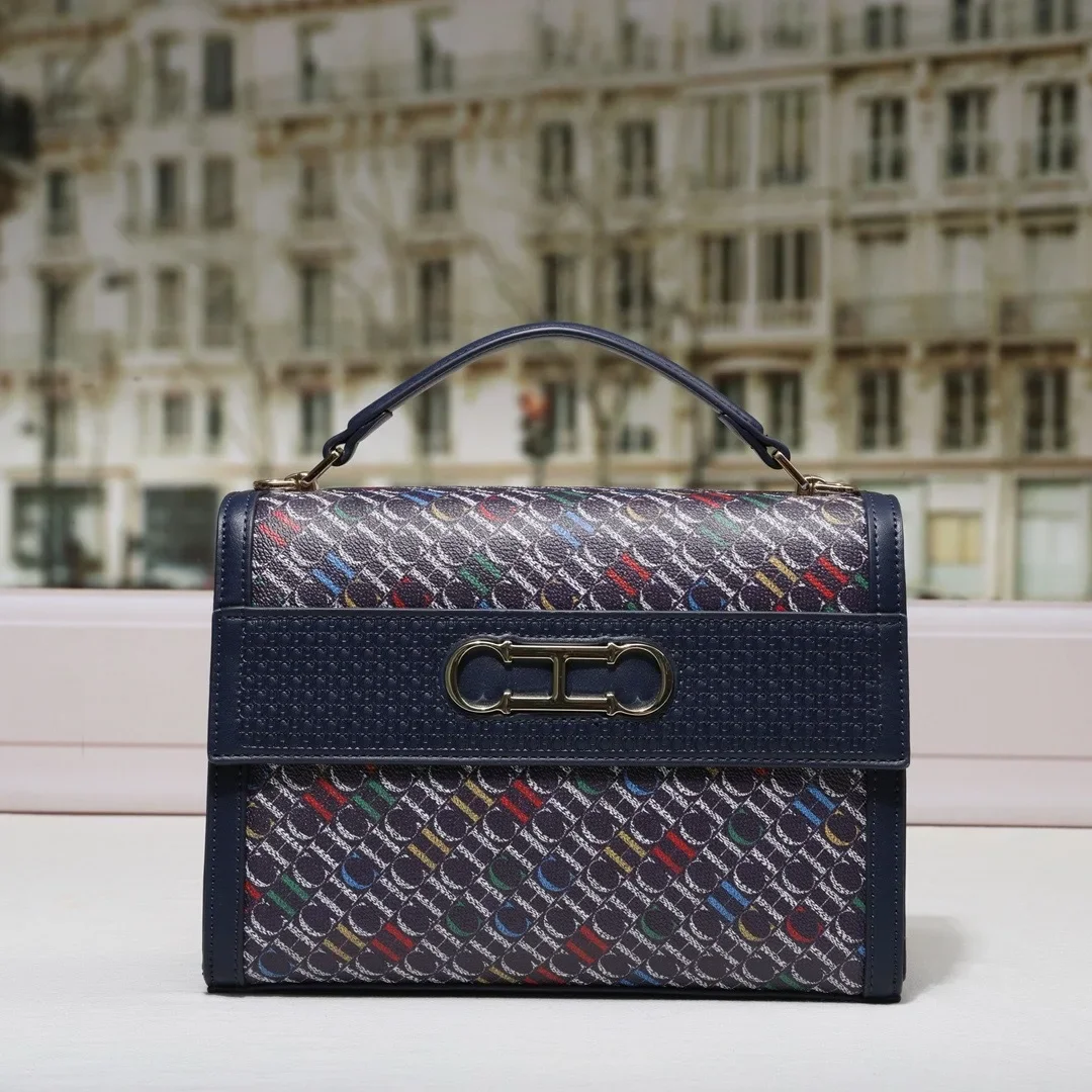 Модная модная сумка через плечо для женщин, винтажная простая дизайнерская роскошная кожаная сумка с буквенным логотипом
Модная модная сумка через плечо для женщин, винтажная простая дизайнерская роскошная кожаная сумка с буквенным логотипом