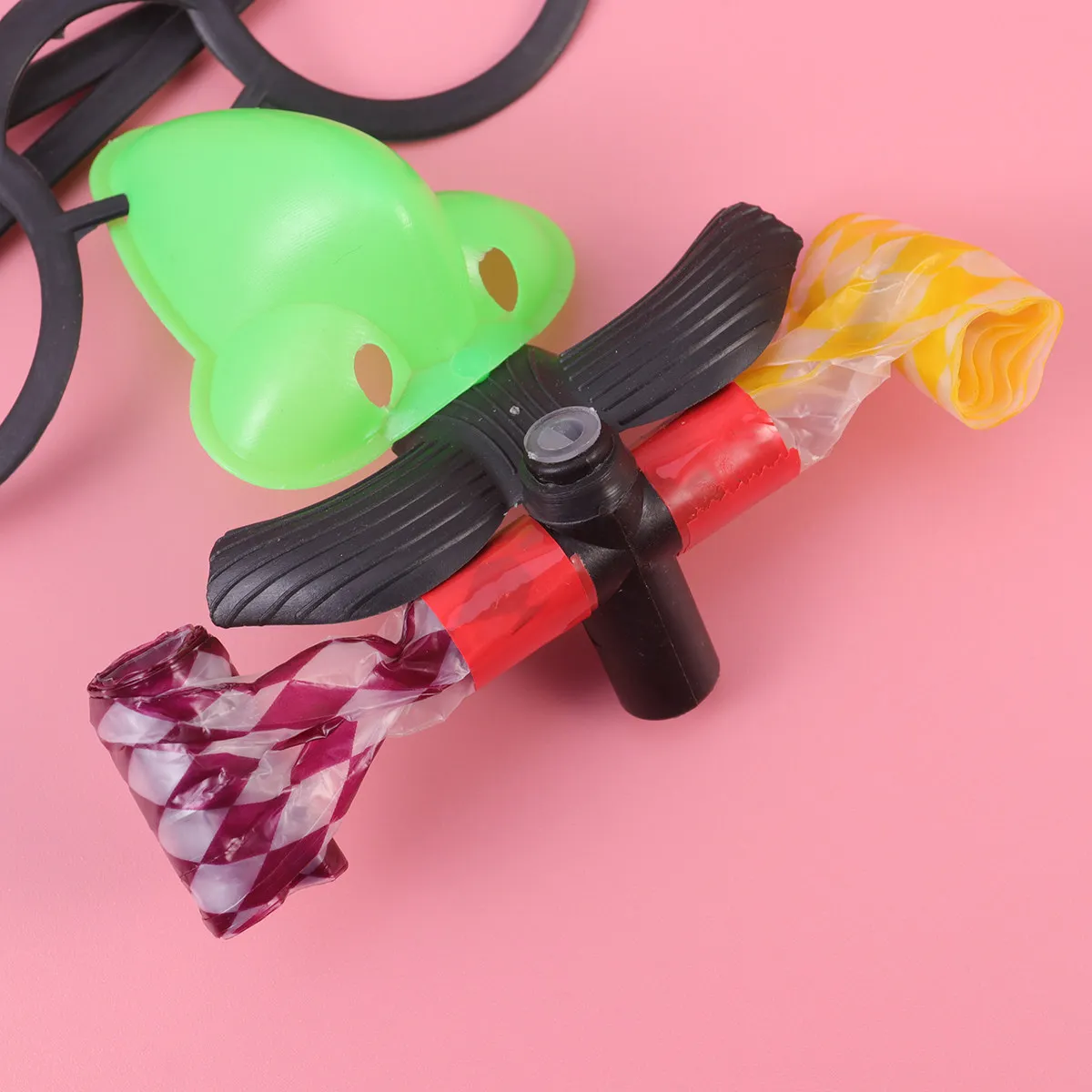 10Pcs Big Nose Glasses Blowing Dragon Whistles Funny Party Cheer Blowout Whistles for Halloween Christmas Birthday Festival
10Pcs Big Nose Glasses Blowing Dragon Whistles Funny Party Cheer Blowout Whistles for Halloween Christmas Birthday Festival