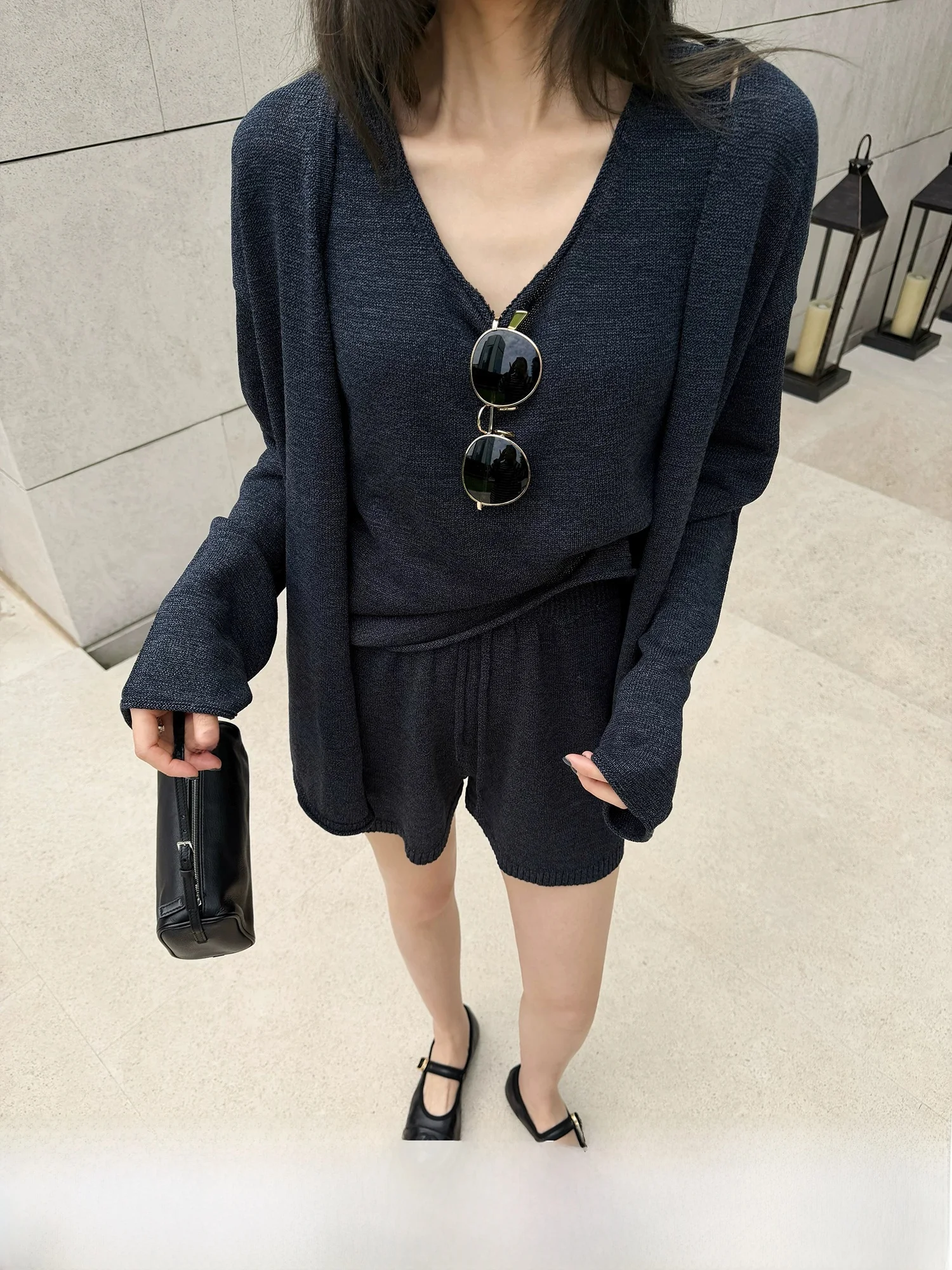 XiaoYao Yang Island Set Cus Dyeing Paper Silk Dry Knitted Tee Piece Set Cardigan Vest orts Early Spring Women New
XiaoYao Yang Island Set Cus Dyeing Paper Silk Dry Knitted Tee Piece Set Cardigan Vest orts Early Spring Women New