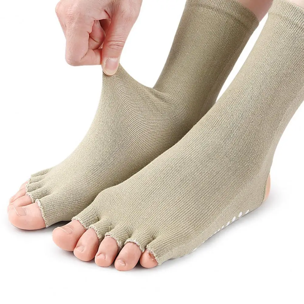 Pilates Socks with Grip Breathable Toeless Yoga Socks with Non-slip Gripper for Ballet Dance Fitness Pilates Moisture-wicking
Pilates Socks with Grip Breathable Toeless Yoga Socks with Non-slip Gripper for Ballet Dance Fitness Pilates Moisture-wicking