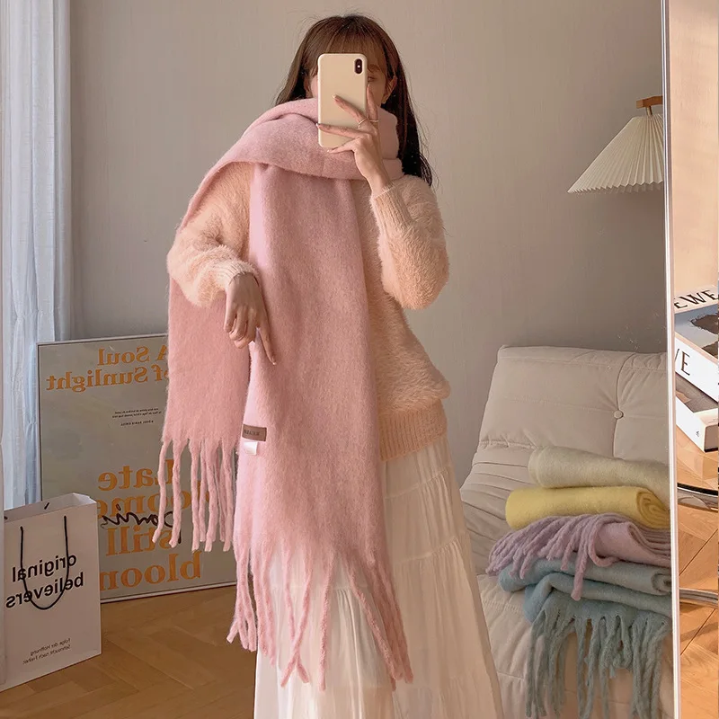 2021 Korean autumn and winter new dream macarone women's scarf soft warm hand imitation cashmere long thickened warm outer shawl
2021 Korean autumn and winter new dream macarone women's scarf soft warm hand imitation cashmere long thickened warm outer shawl