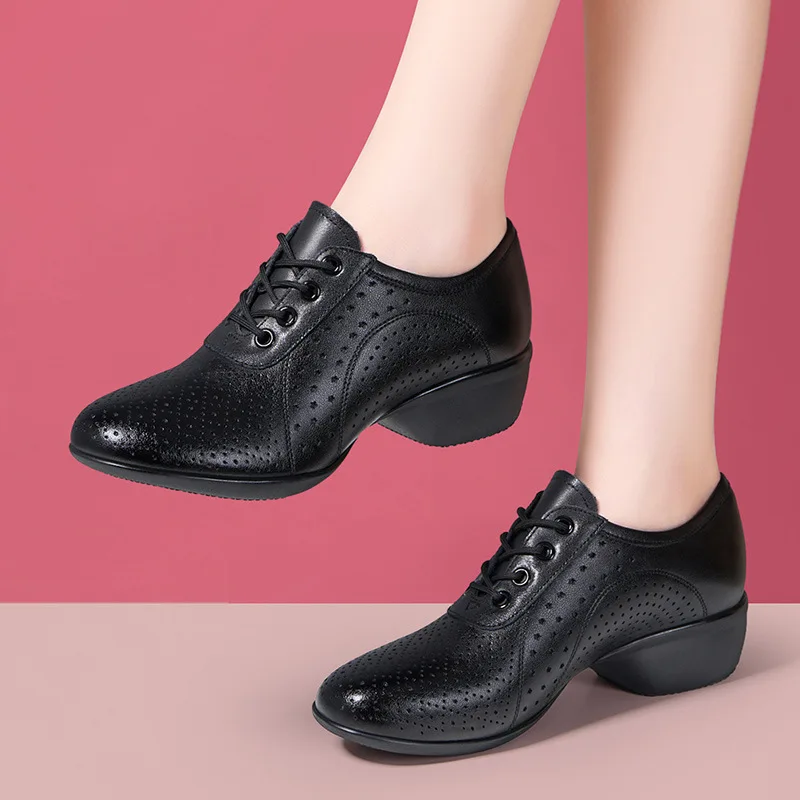 Genuine Leather Women Dance Shoes Women's Soft Soled Cowhide Shoes High Heels Ladies Practice Training Modern Sneakers Female
Genuine Leather Women Dance Shoes Women's Soft Soled Cowhide Shoes High Heels Ladies Practice Training Modern Sneakers Female
