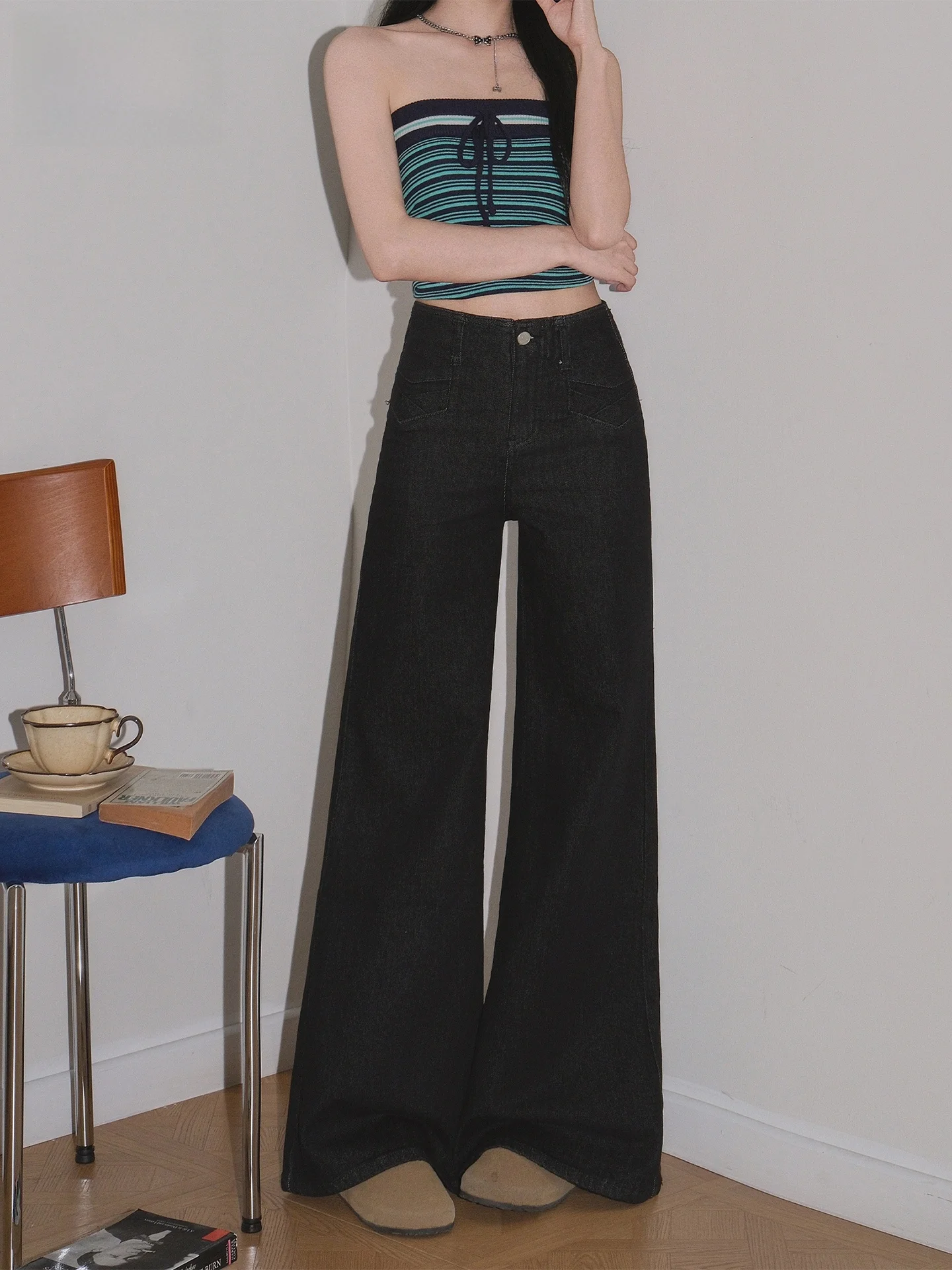 Slimming High Waist Bell Bottom Denim Jeans Women's Summer Fashion Loose Fit Casual Pants American Retro Style Light Blue
Slimming High Waist Bell Bottom Denim Jeans Women's Summer Fashion Loose Fit Casual Pants American Retro Style Light Blue