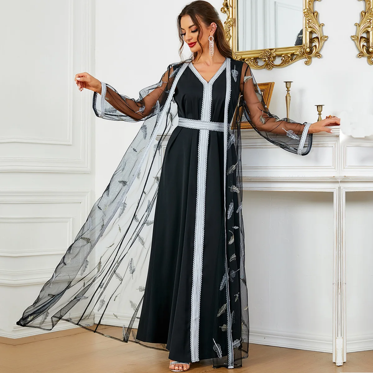 3561 Arabian Abaya Two-piece Set, Elegantly Embroidered Dress, New Style, Luxurious And Stylish, With Belt, Long Robe Elegant
3561 Arabian Abaya Two-piece Set, Elegantly Embroidered Dress, New Style, Luxurious And Stylish, With Belt, Long Robe Elegant