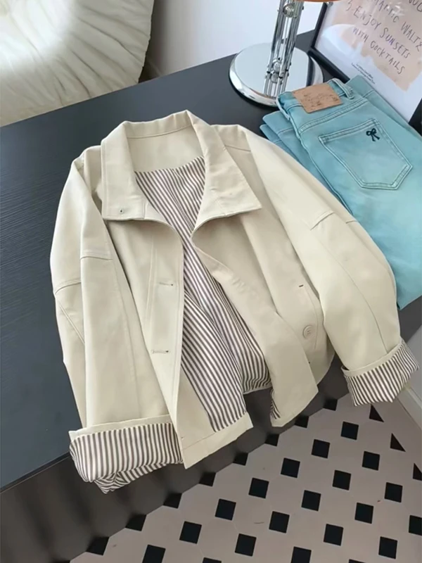 Casual Loose Women's Fashion Outerwear Collar Shirt Autumn New Style Korean Version Slimming Versatile Design Color Collision
Casual Loose Women's Fashion Outerwear Collar Shirt Autumn New Style Korean Version Slimming Versatile Design Color Collision