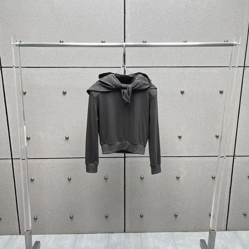 Women's Padded Shoulder Hoodie Silk-Linen Blend Sweatshirt Top Washed Distressed Jacket Spring 2026 New Arrival Y2K
Women's Padded Shoulder Hoodie Silk-Linen Blend Sweatshirt Top Washed Distressed Jacket Spring 2026 New Arrival Y2K